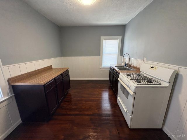 653 N E Street, Hamilton, OH 45013