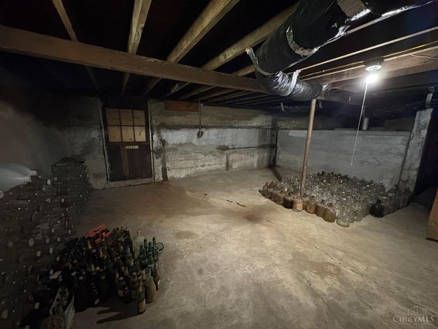 653 N E Street, Hamilton, OH 45013