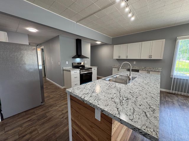 653 N E Street, Hamilton, OH 45013