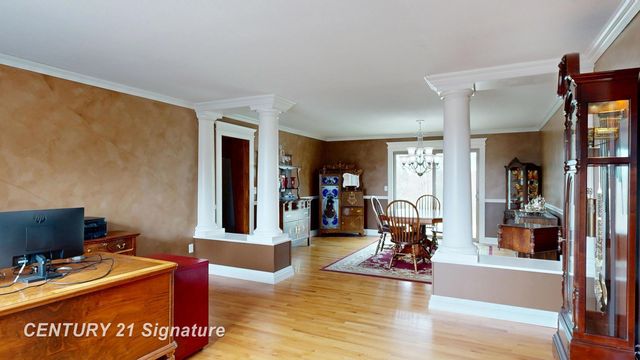 6728 N River Road, Tittabawassee Twp, MI 48623