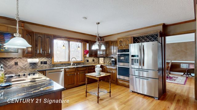 6728 N River Road, Tittabawassee Twp, MI 48623