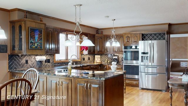 6728 N River Road, Tittabawassee Twp, MI 48623