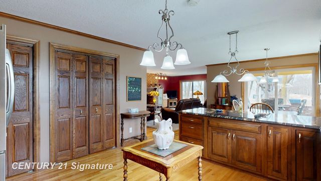 6728 N River Road, Tittabawassee Twp, MI 48623