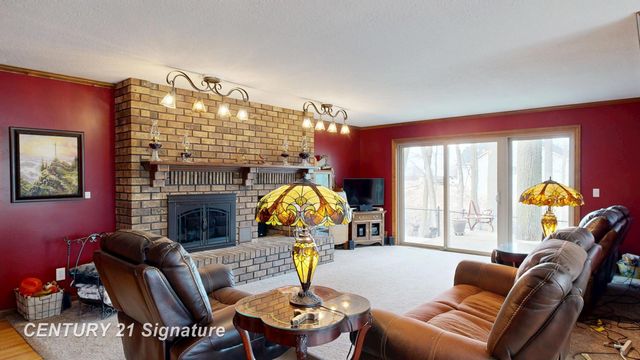 6728 N River Road, Tittabawassee Twp, MI 48623