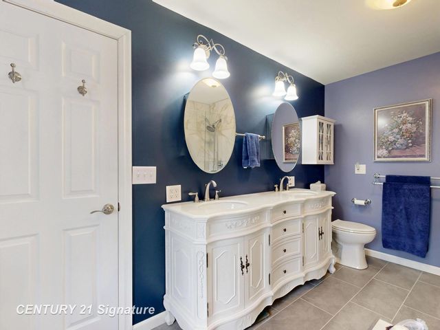 6728 N River Road, Tittabawassee Twp, MI 48623