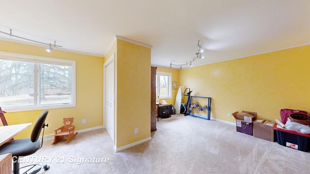 6728 N River Road, Tittabawassee Twp, MI 48623