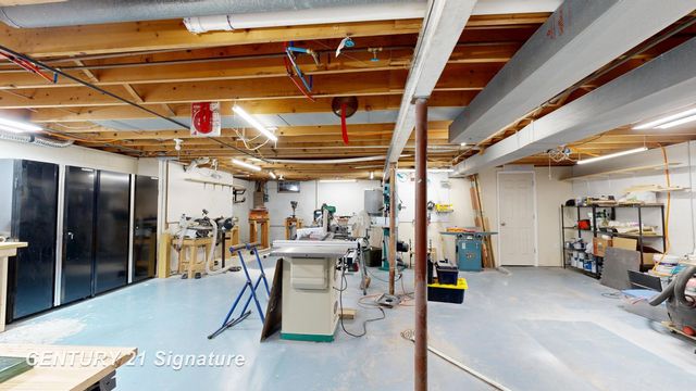 6728 N River Road, Tittabawassee Twp, MI 48623