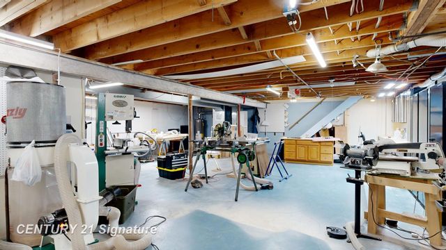 6728 N River Road, Tittabawassee Twp, MI 48623