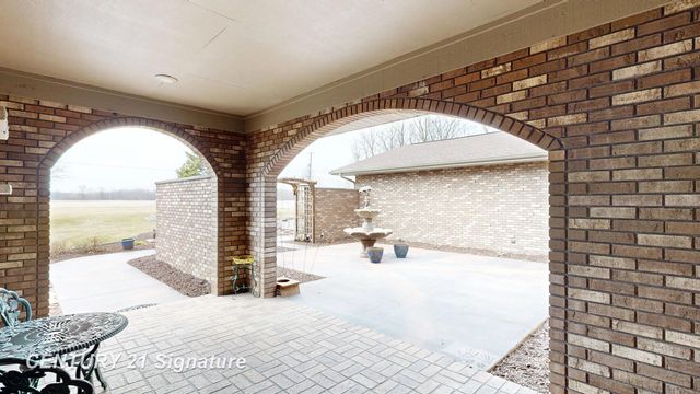 6728 N River Road, Tittabawassee Twp, MI 48623