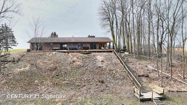 6728 N River Road, Tittabawassee Twp, MI 48623