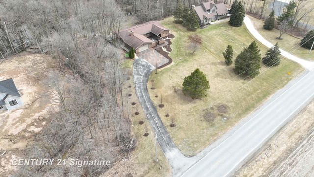 6728 N River Road, Tittabawassee Twp, MI 48623