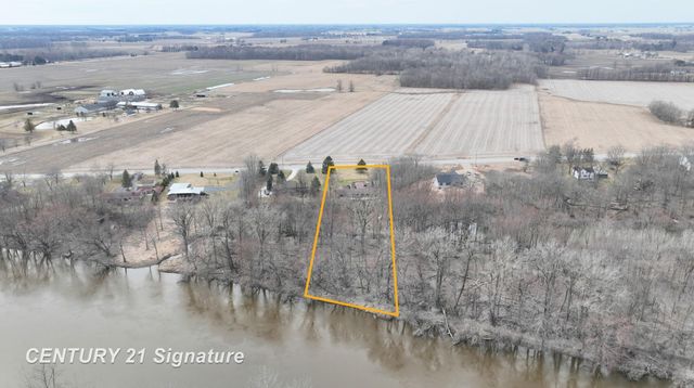 6728 N River Road, Tittabawassee Twp, MI 48623