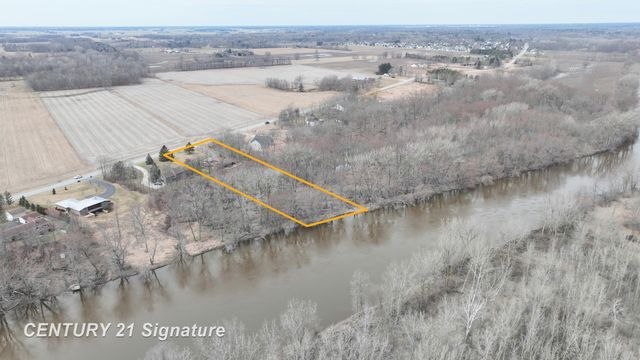 6728 N River Road, Tittabawassee Twp, MI 48623