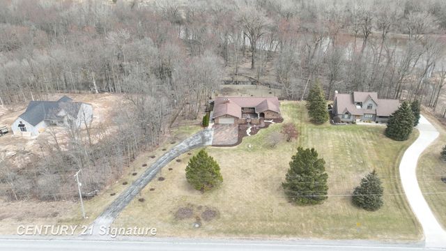 6728 N River Road, Tittabawassee Twp, MI 48623