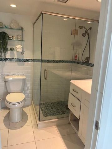 1160 Hillsboro Mile 204 204, Hillsboro Beach, FL 33062