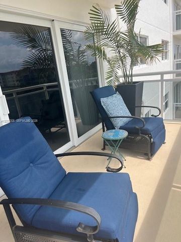 1160 Hillsboro Mile 204 204, Hillsboro Beach, FL 33062