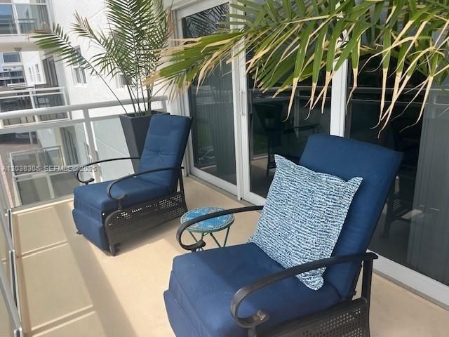 1160 Hillsboro Mile 204 204, Hillsboro Beach, FL 33062