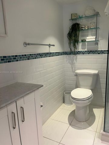 1160 Hillsboro Mile 204, Hillsboro Beach, FL 33062