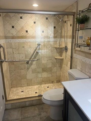 1160 Hillsboro Mile 204 204, Hillsboro Beach, FL 33062