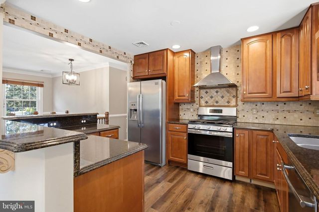 213 LAWRENCE DR, Lanoka Harbor, NJ 08734