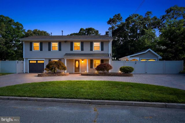 213 LAWRENCE DR, Lanoka Harbor, NJ 08734