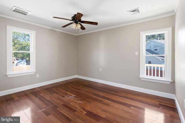 213 LAWRENCE DR, Lanoka Harbor, NJ 08734
