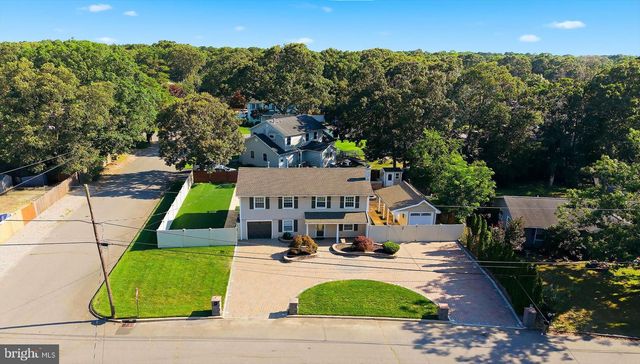 213 LAWRENCE DR, Lanoka Harbor, NJ 08734