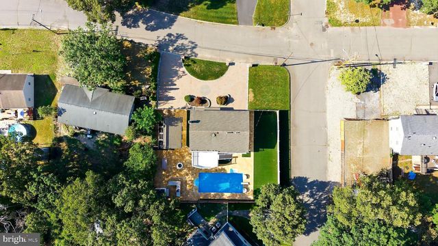 213 LAWRENCE DR, Lanoka Harbor, NJ 08734