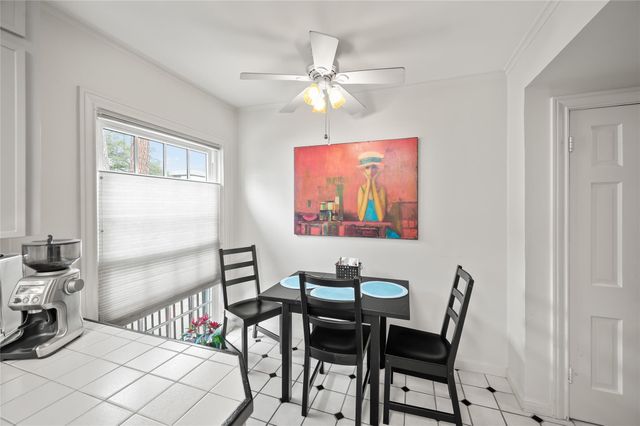 2229 Maroneal Street, Houston, TX 77030