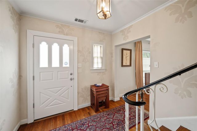 2229 Maroneal Street, Houston, TX 77030