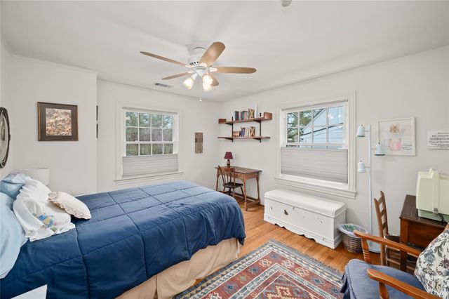 2229 Maroneal Street, Houston, TX 77030