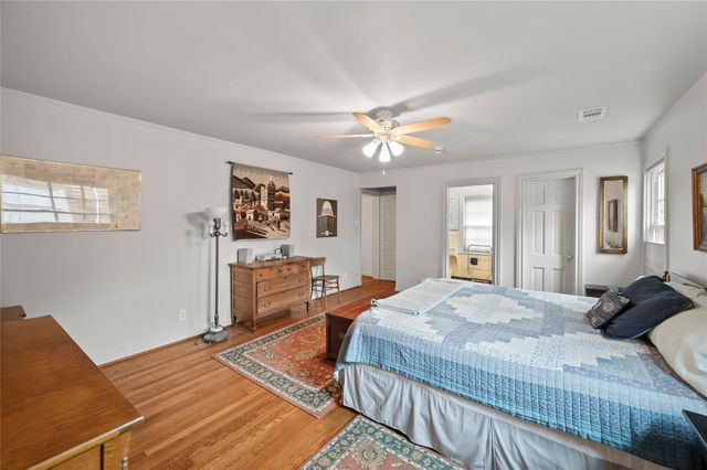 2229 Maroneal Street, Houston, TX 77030