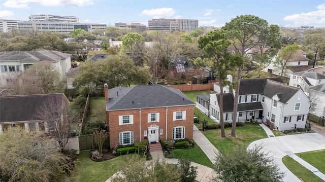 2229 Maroneal Street, Houston, TX 77030