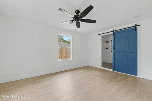 152 Lafayette Circle, Ocean Springs, MS 39564
