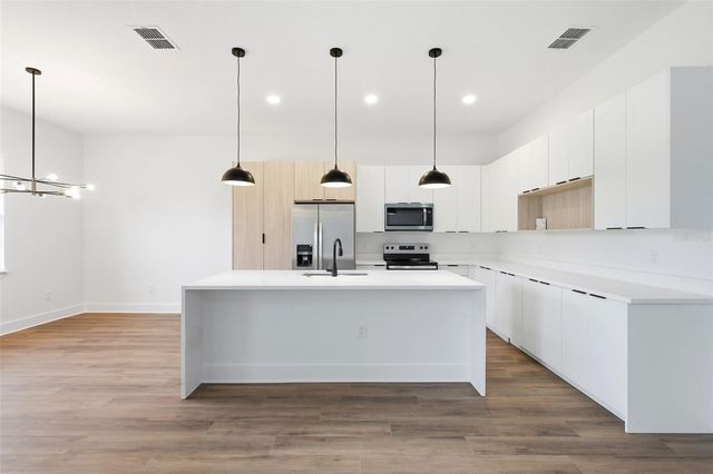 162 W ROMANY LOOP, Beverly Hills, FL 34465