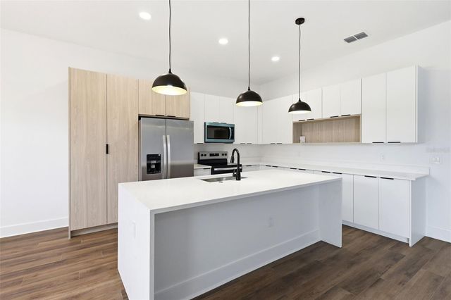 162 W ROMANY LOOP, Beverly Hills, FL 34465