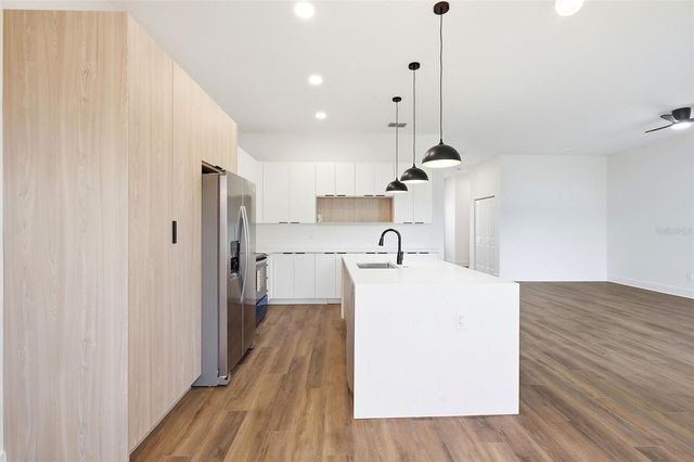 162 W ROMANY LOOP, Beverly Hills, FL 34465