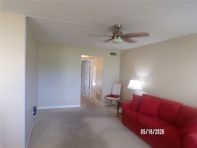 104 Royal Oak Drive 103, Vero Beach, FL 32962