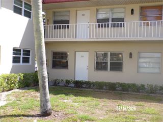 104 Royal Oak Drive 103, Vero Beach, FL 32962