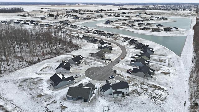 801 Lagonda Trail, Fort Wayne, IN 46818