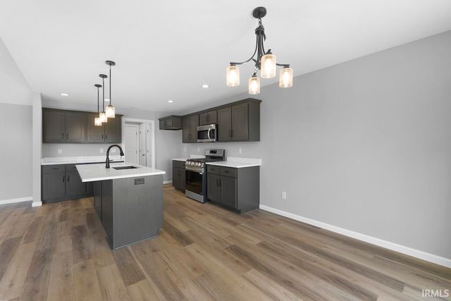 801 Lagonda Trail, Fort Wayne, IN 46818