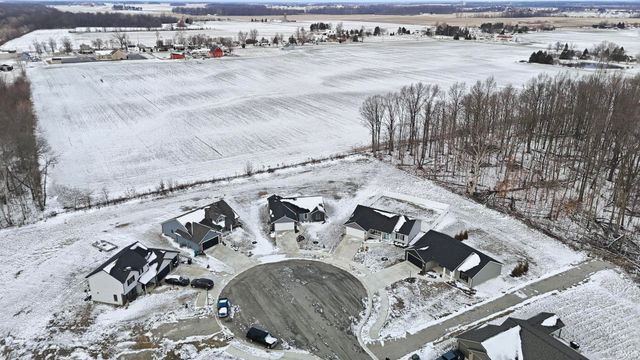 801 Lagonda Trail, Fort Wayne, IN 46818