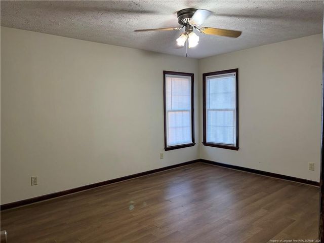 7098 Calamar Drive, Fayetteville, NC 28314