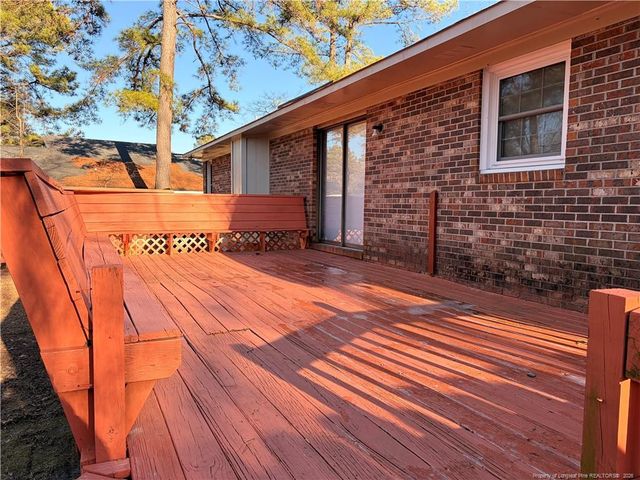 7098 Calamar Drive, Fayetteville, NC 28314