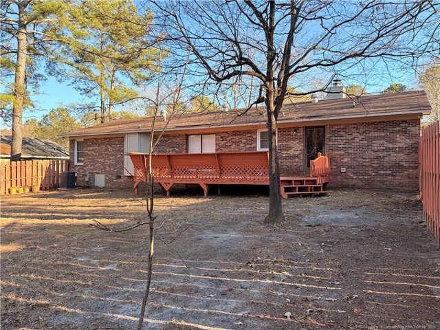 7098 Calamar Drive, Fayetteville, NC 28314