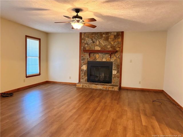 7098 Calamar Drive, Fayetteville, NC 28314