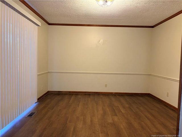 7098 Calamar Drive, Fayetteville, NC 28314