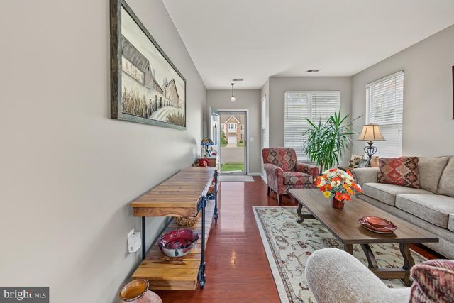 319 CHANCELLOR DR, Woodbury, NJ 08096