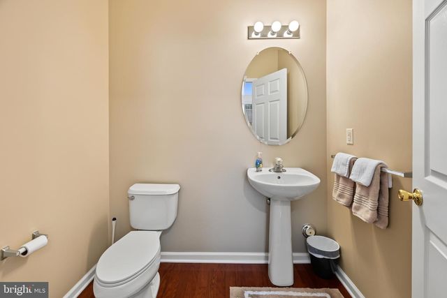 319 CHANCELLOR DR, Woodbury, NJ 08096