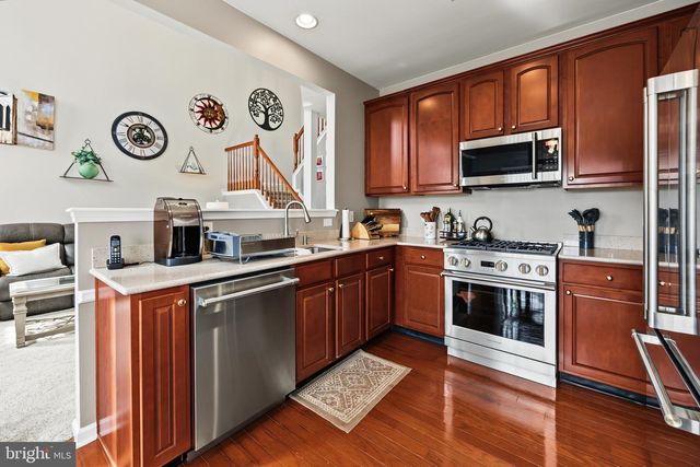 319 CHANCELLOR DR, Woodbury, NJ 08096